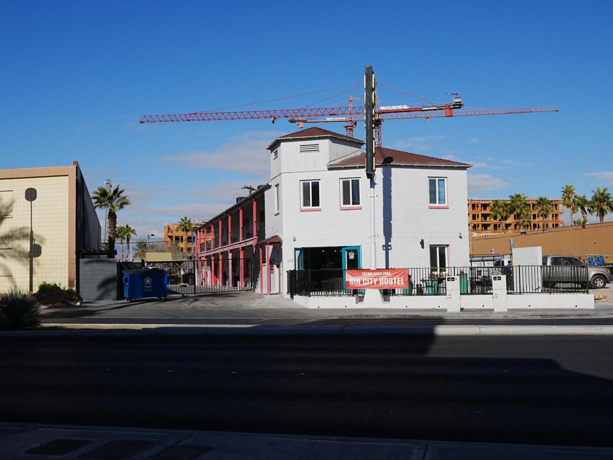 Sin City Hostel Las Vegas Exterior foto